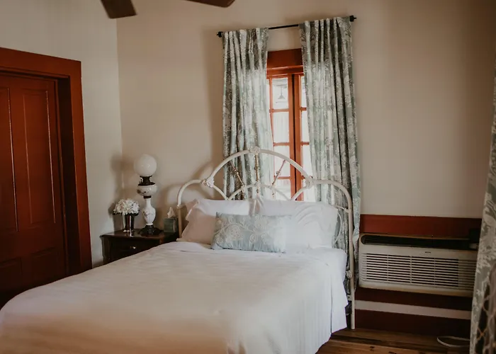 Maison Mouton 4* Lafayette