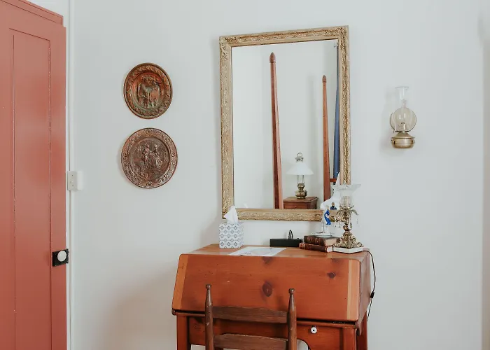 Maison Mouton Bed & Breakfast 4*