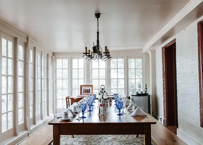 Maison Mouton Bed & Breakfast 4*