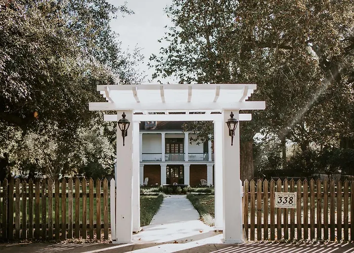 Maison Mouton 4* Lafayette