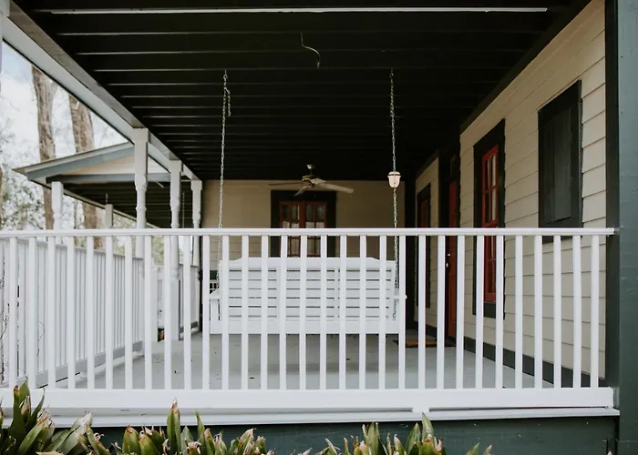 Maison Mouton Bed & Breakfast